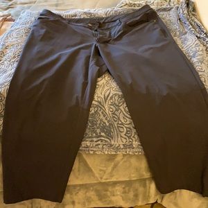 Lululemon men’s pants. Size 38. In new condition